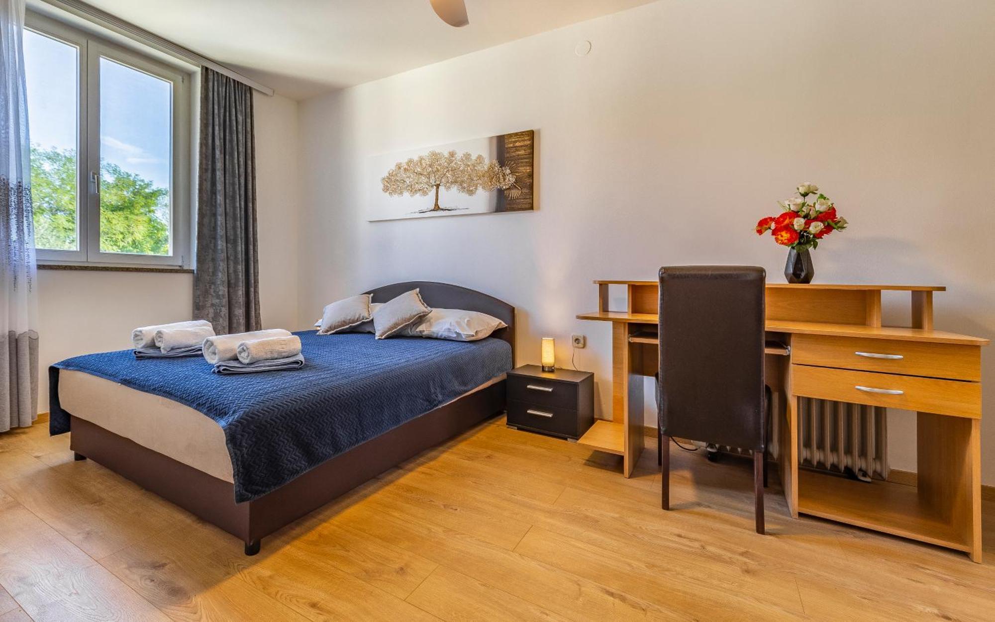 All Seasons Apartment Pula Luaran gambar